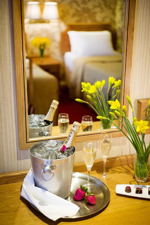 The Montana Hotel Лондон Экстерьер фото