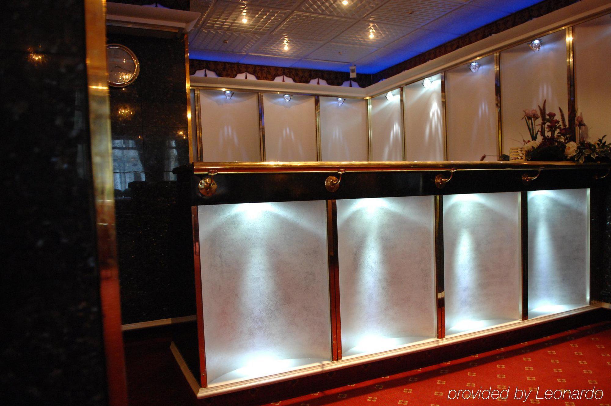 The Montana Hotel Лондон Экстерьер фото